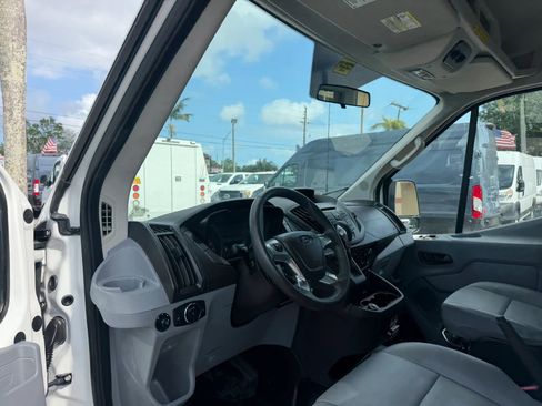 Used 2017 Ford Transit 350 XL RWD image 16
