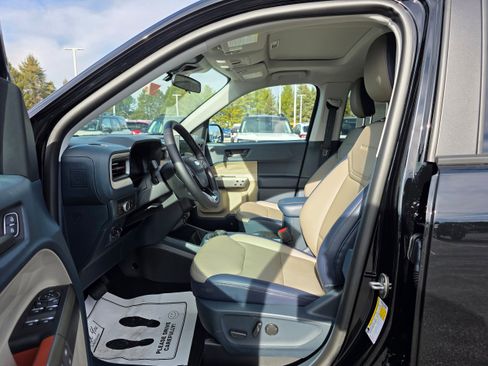 New 2026 Ford Maverick Lariat w/ 4K Tow Package AWD/4WD image 28