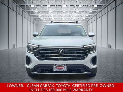 Used 2025 Volkswagen Atlas SEL AWD/4WD image 2