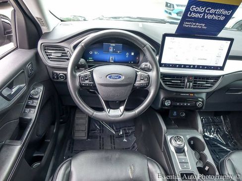 Used 2023 Ford Escape Platinum AWD/4WD image 12