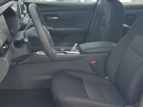 New 2025 Nissan Sentra SV w/ All-Weather Package image 9