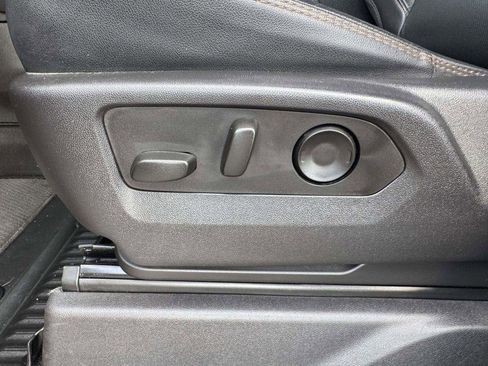 Used 2023 GMC Sierra 1500 AT4 w/ AT4 Premium Package image 24