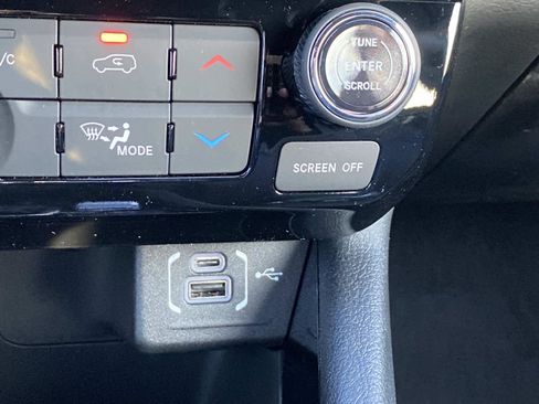 New 2026 Jeep Compass Limited image 9