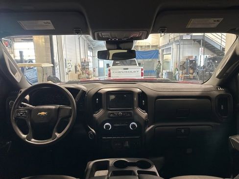 Used 2024 Chevrolet Silverado 3500 W/T image 14
