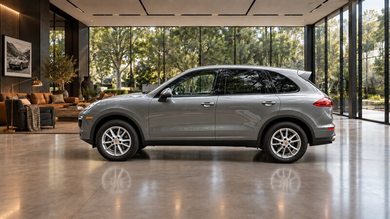 Used 2017 Porsche Cayenne AWD/4WD image 9