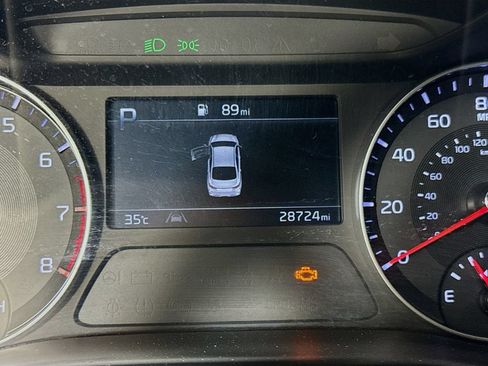 Used 2024 Kia Forte GT-Line FWD image 12