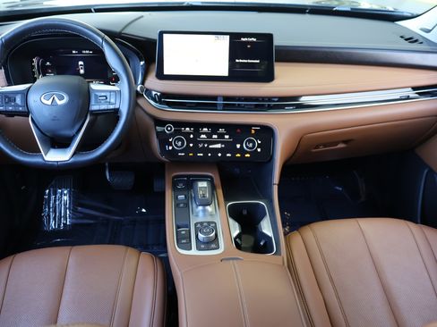 Certified 2023 INFINITI QX60 Sensory w/ Cargo Package AWD/4WD image 17