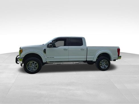 Used 2017 Ford F250 Lariat w/ Chrome Package AWD/4WD image 15