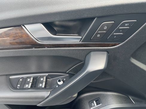 Used 2019 Audi Q5 2.0T Premium Plus w/ Premium Plus Package image 33