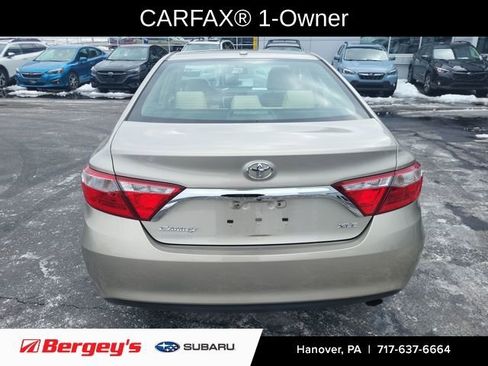 Used 2017 Toyota Camry XLE w/ Moonroof Package image 3