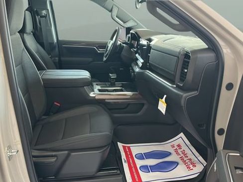 New 2026 Chevrolet Silverado 1500 RST w/ Convenience Package II AWD/4WD image 19