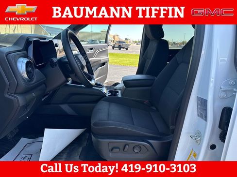 Used 2023 Chevrolet Colorado LT w/ LT Convenience Package II RWD image 17