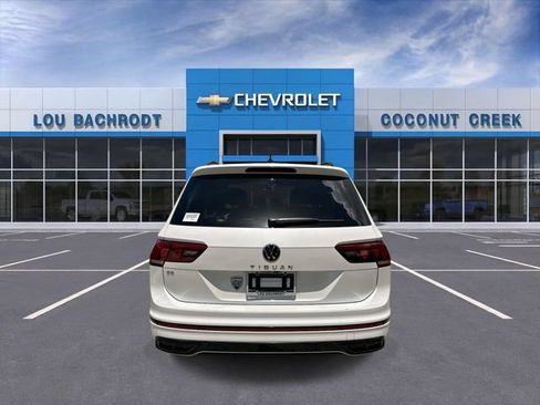 Used 2023 Volkswagen Tiguan SE R-Line FWD image 7