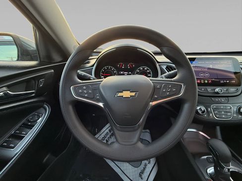 Used 2024 Chevrolet Malibu LT image 12