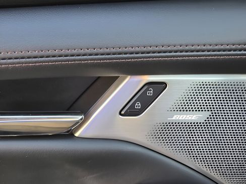 Used 2023 MAZDA MAZDA3 Hatchback w/ Appearance Package image 28