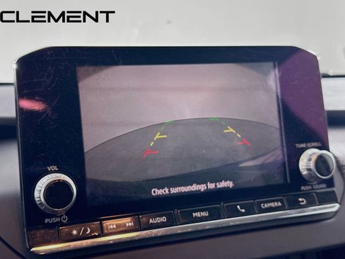 Used 2024 Mitsubishi Outlander ES image 20