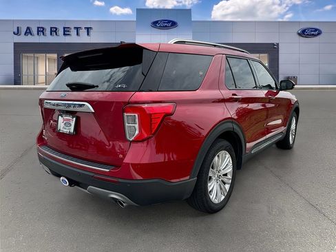 Used 2022 Ford Explorer Limited w/ Equipment Group 301A RWD image 4