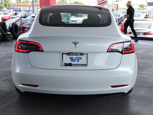 Used 2018 Tesla Model 3 Mid Range RWD image 8