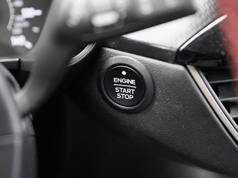 Used 2022 Ford Escape SEL w/ SEL Stealth AWD Package image 35