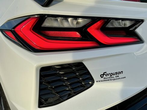 Used 2023 Chevrolet Corvette Stingray w/ Z51 Performance Package image 14