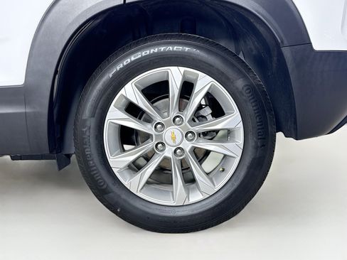 Used 2023 Chevrolet TrailBlazer LS FWD image 35