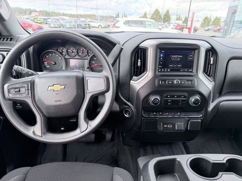 Used 2025 Chevrolet Silverado 1500 Custom w/ Turbomax Blackout Package image 15