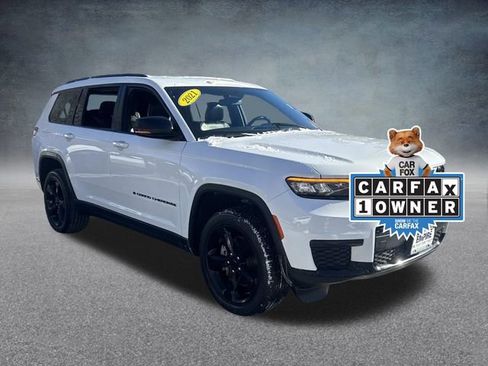 Used 2021 Jeep Grand Cherokee L Laredo image 2