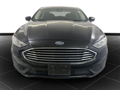 Used 2019 Ford Fusion SE FWD image 8
