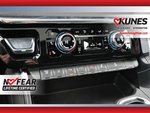 New 2026 GMC Sierra 2500 Denali w/ Denali Reserve Package image 22