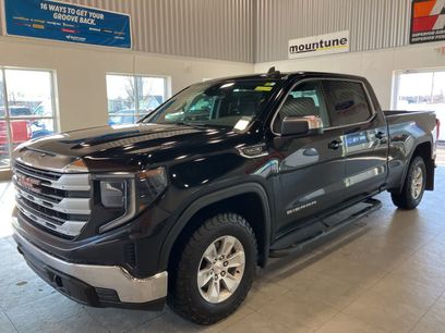 Used 2023 GMC Sierra 1500 SLE w/ Enhanced Capability Package