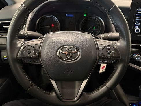 Used 2023 Toyota Camry SE image 25