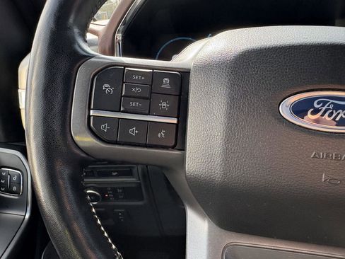 Used 2022 Ford F150 Lariat w/ Equipment Group 502A High image 11