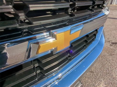 Certified 2018 Chevrolet Silverado 1500 LT w/ All Star Edition image 29