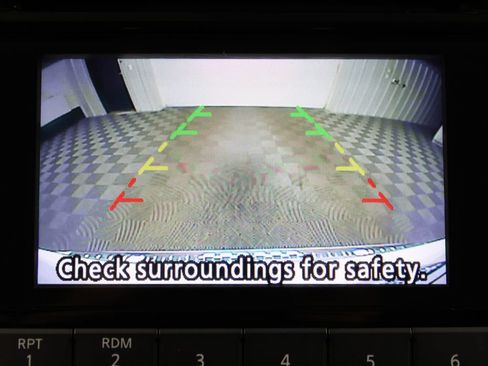 Used 2015 Nissan Rogue SV AWD/4WD image 19