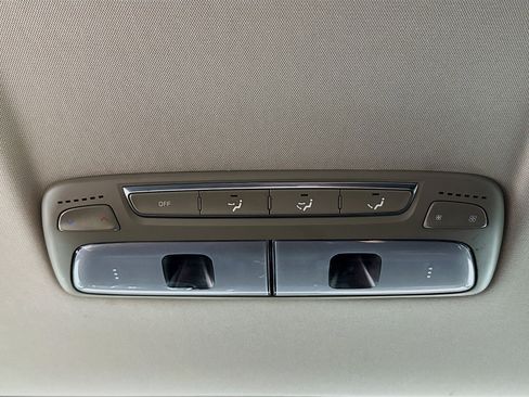 Used 2020 Kia Telluride S AWD/4WD image 27
