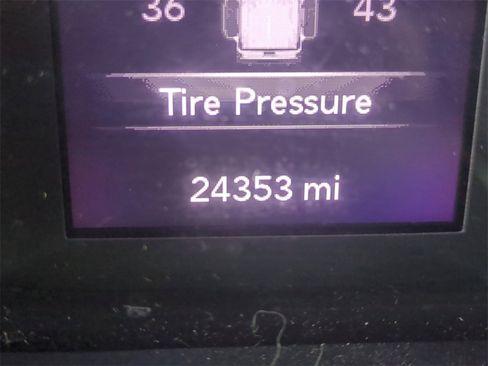 Used 2023 Jeep Gladiator Sport image 30