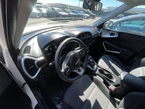 Used 2025 Nissan Altima 2.5 SV image 34