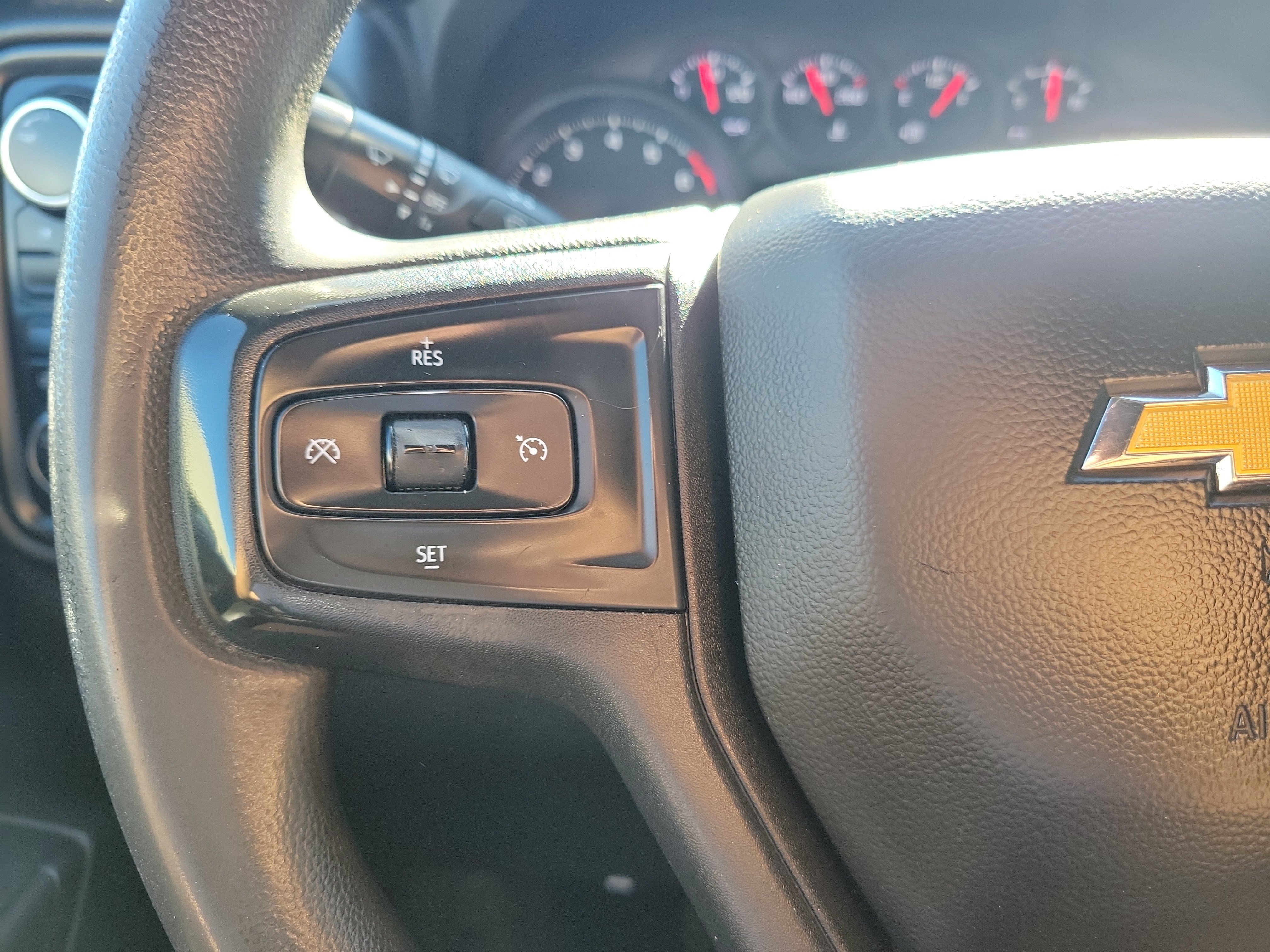 Used 2023 Chevrolet Silverado 2500 Custom w/ Custom Convenience Package AWD/4WD image 23