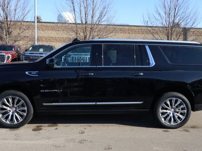Certified 2022 GMC Yukon XL Denali w/ Denali Premium Package