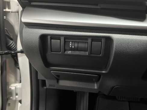 Used 2024 Subaru Impreza 2.0i Sport image 23