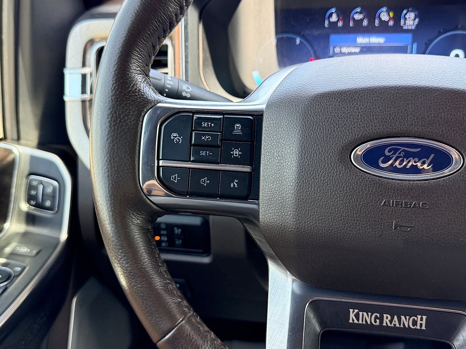 Used 2023 Ford F250 King Ranch w/ Chrome Package AWD/4WD image 31