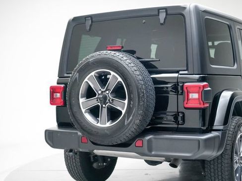 Used 2023 Jeep Wrangler Unlimited Sahara w/ LED Lighting Group AWD/4WD image 21