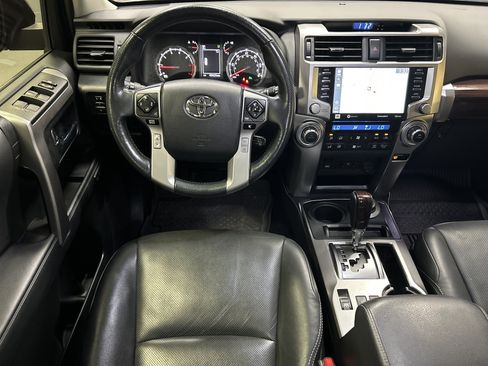 Used 2023 Toyota 4Runner Limited AWD/4WD image 30