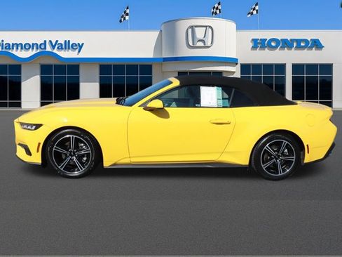 Used 2024 Ford Mustang Premium image 7