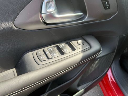 New 2027 Chrysler Pacifica Select w/ Family Tech Group FWD image 12