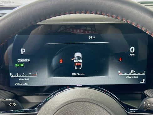 Used 2025 Nissan Kicks SR w/ Interior Electronics Package image 24