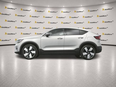 Used 2023 Volvo C40 P8 Recharge Ultimate AWD/4WD image 45