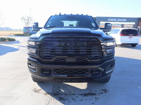 New 2026 RAM 2500 Big Horn AWD/4WD image 10