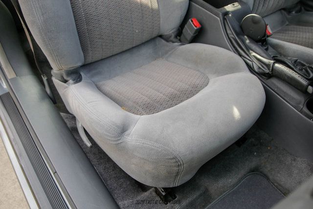 Used 2005 Pontiac Grand Am GT FWD image 38