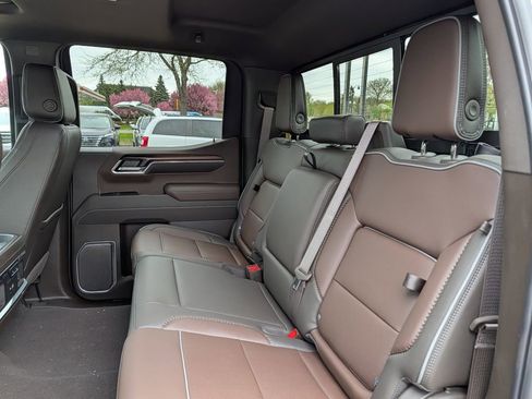 New 2026 GMC Sierra 1500 Denali w/ Denali Reserve Package AWD/4WD image 35